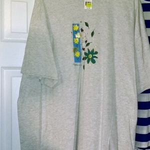 Endless design flowered t-shirt 1x/3x